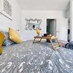 Julia Relax Dream Villa *