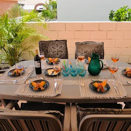 Julia Relax Dream Callao Salvaje